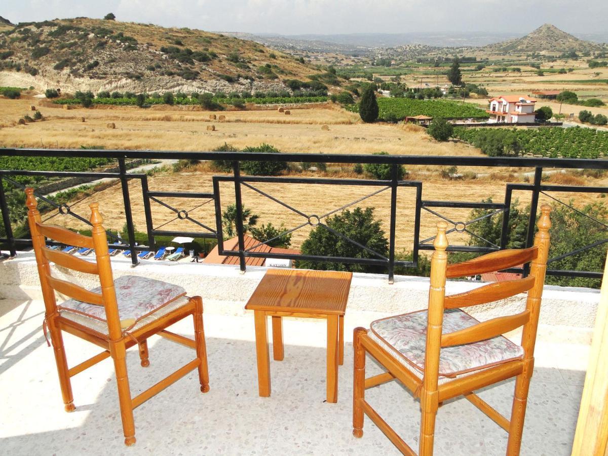 Ampelokipi Holiday Apartments Pissouri Room photo